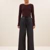 BY BAR marca nórdica de ropa de mujer con un estilo conceptual y casual