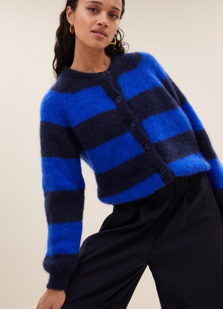 BY BAR marca nórdica de ropa de mujer con un estilo conceptual y casual 2