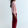 THE NEW SOCIETY marca española de ropa para mujer estilo atemporal y contemporáneo.