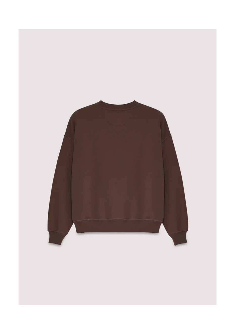 THE NEW SOCIETY marca española de ropa para mujer estilo atemporal y contemporáneo.