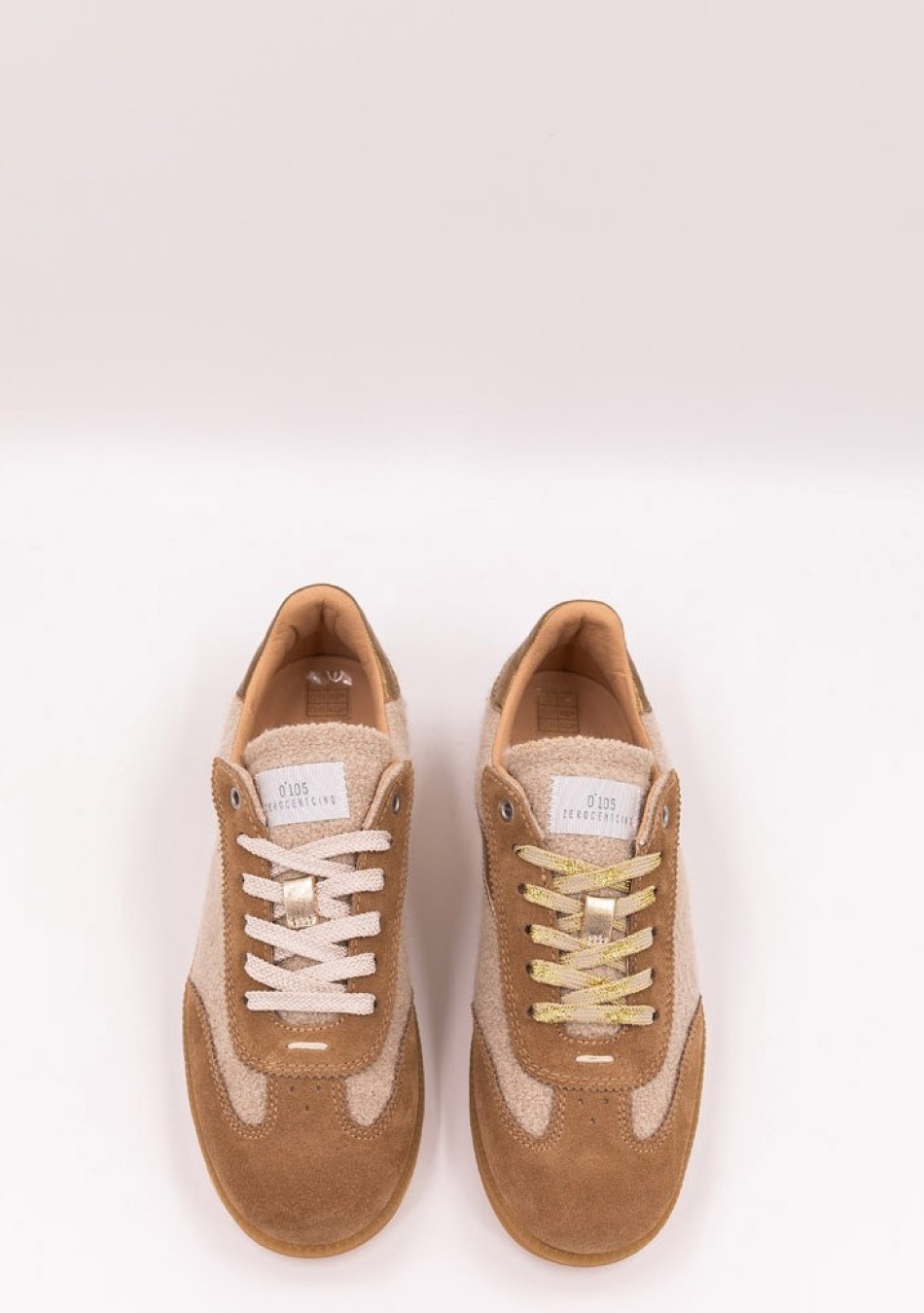 0-105 marca francesa de sneakers con diseño calidad y comodidad