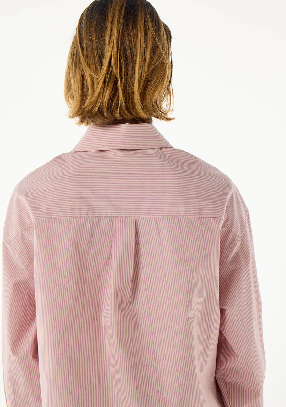 BELLEPIECE ropa de mujer con estilo y sencillez en blusas y prendas con un carácter femenino