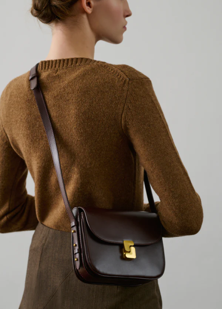 SOEUR marca francesa de ropa de mujer de venta en Valecnia con un estilo femenino y sofisticado 2