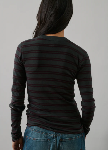 SOEUR marca francesa de ropa de mujer de venta en Valecnia con un estilo femenino y sofisticado 2