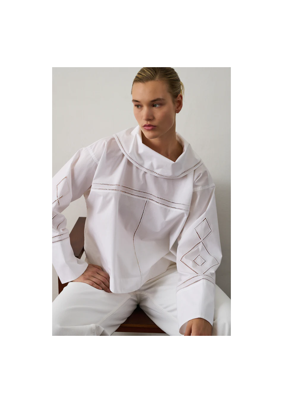 SOEUR marca francesa de ropa de mujer de venta en Valecnia con un estilo femenino y sofisticado
