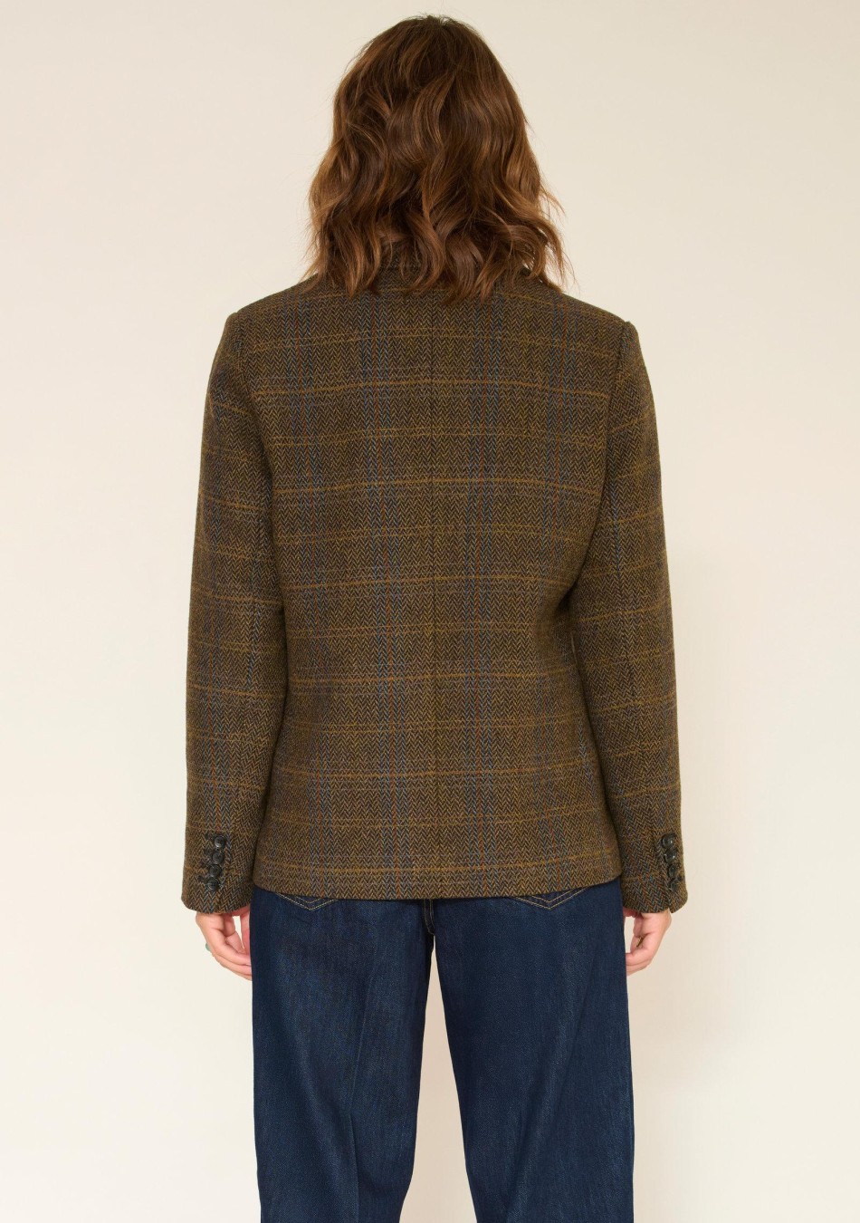 MKT marca francesa para una mujer con un estilo rockero y casual