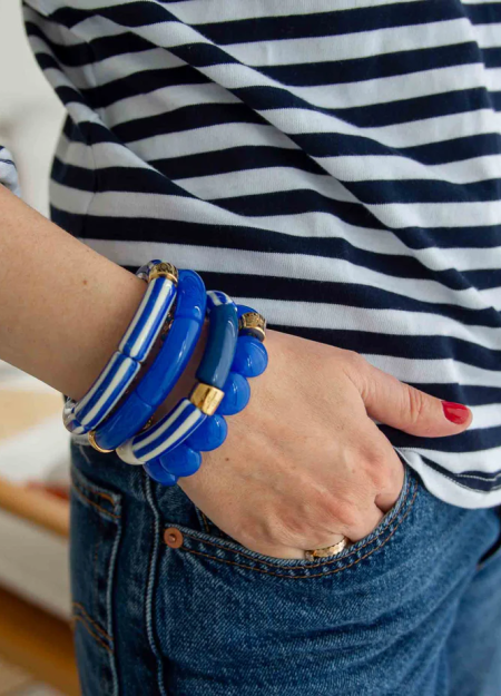 PARABAYA marca de origen francés especializada en pulseras de resina coloridas y originales