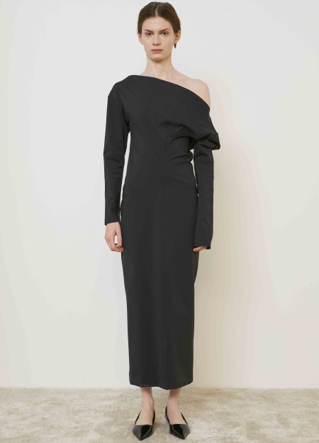MEI MEIJ marca Italiana de ropa d emujer con un estilo conceptual y femenina