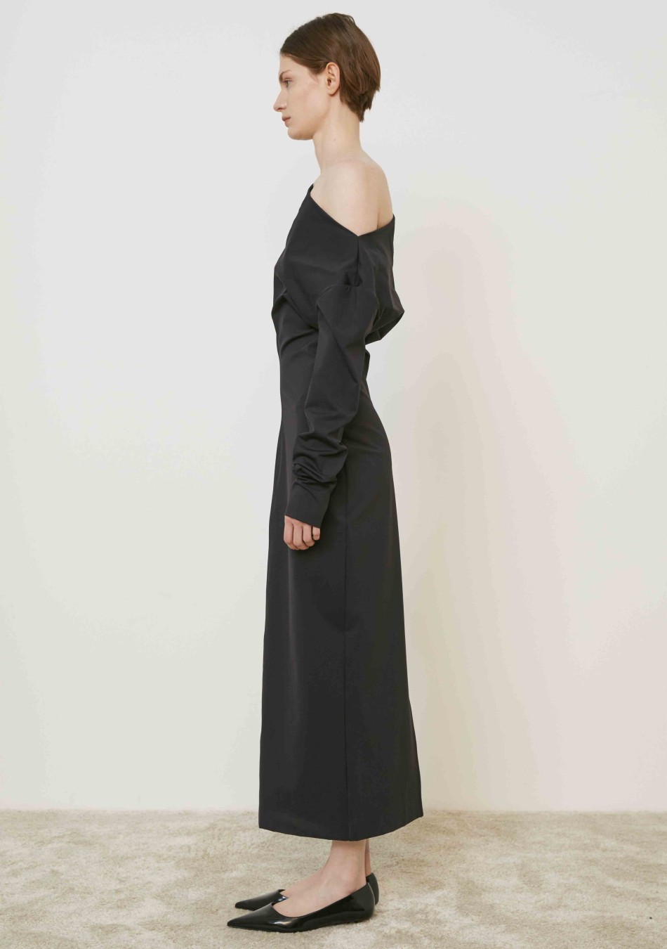 MEI MEIJ marca Italiana de ropa d emujer con un estilo conceptual y femenina