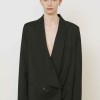 MEI MEIJ marca Italiana de ropa d emujer con un estilo conceptual y femenina