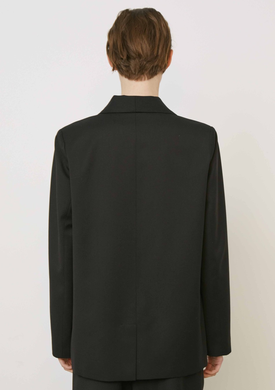 MEI MEIJ marca Italiana de ropa d emujer con un estilo conceptual y femenina