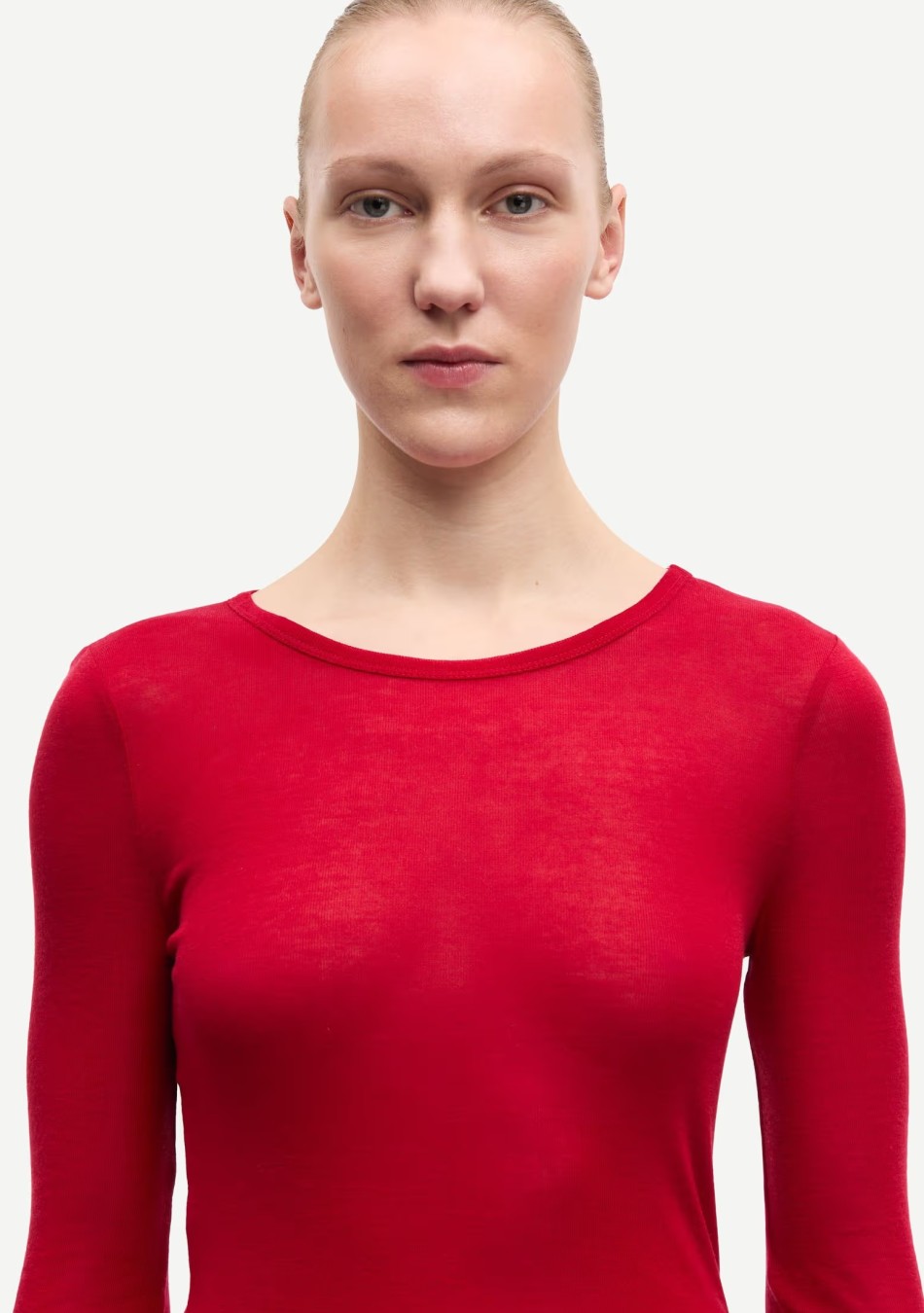 SAMSOE&SAMSOE marca nórdica de ropa de mujer con un estilo vanguardista y casual
