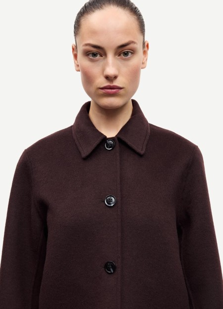 SAMSOE&SAMSOE marca nórdica de ropa de mujer con un estilo vanguardista y casual 2