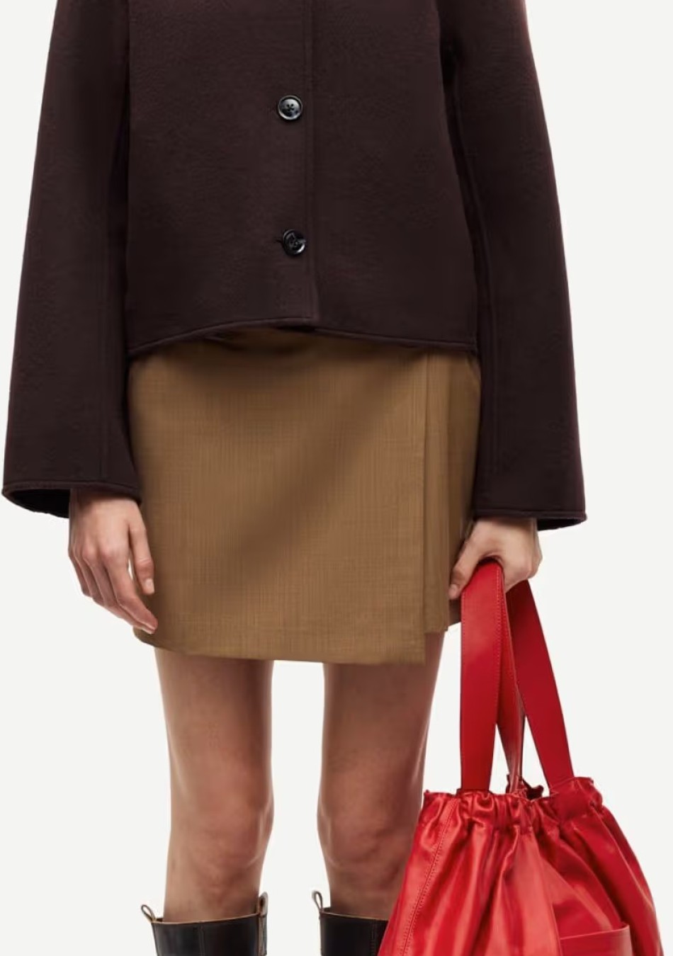SAMSOE&SAMSOE marca nórdica de ropa de mujer con un estilo vanguardista y casual