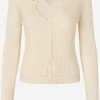 SAMSOE&SAMSOE marca nórdica de ropa de mujer con un estilo vanguardista y casual