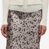 SAMSOE&SAMSOE marca nórdica de ropa de mujer con un estilo vanguardista y casual