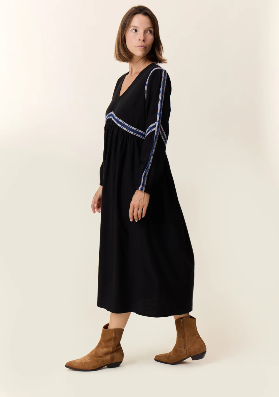 LEON&HARPER marca francesa de ropa de mujer con un estilo boho casual y dinámico