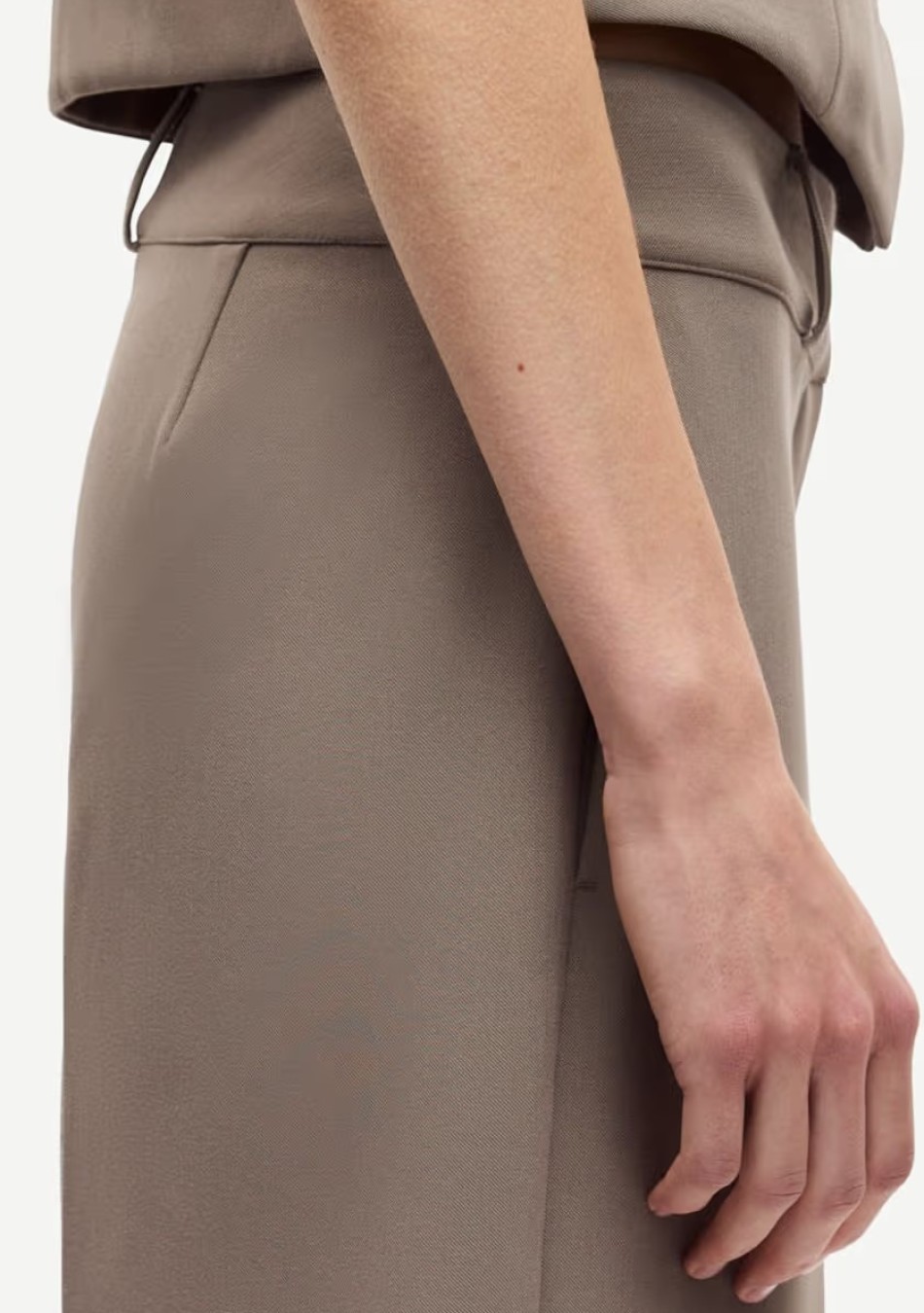 SAMSOE&SAMSOE marca nórdica de ropa de mujer con un estilo vanguardista y casual