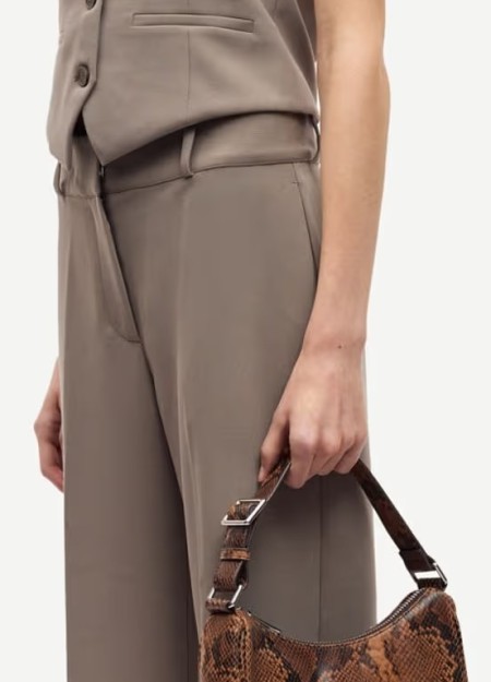 SAMSOE&SAMSOE marca nórdica de ropa de mujer con un estilo vanguardista y casual 2