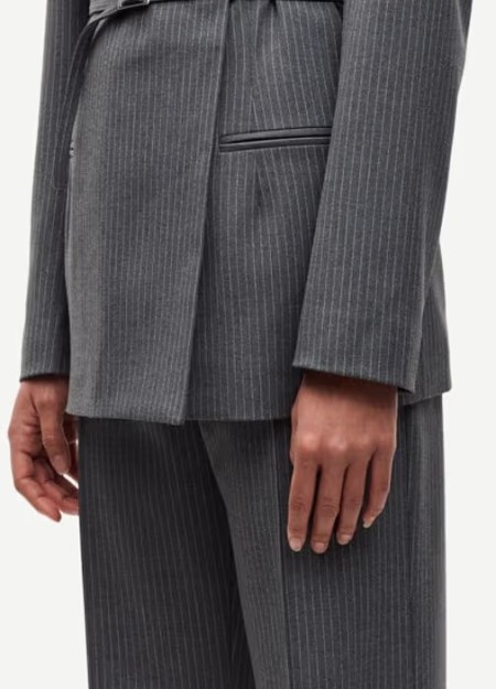 SAMSOE&SAMSOE marca nórdica de ropa de mujer con un estilo vanguardista y casual 2