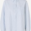 SAMSOE&SAMSOE marca nórdica de ropa de mujer con un estilo vanguardista y casual