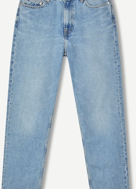 SAMSOE&SAMSOE marca nórdica de ropa de mujer con un estilo vanguardista y casual