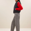 BY BAR marca nórdica de mujer con un estilo casual y dinámico