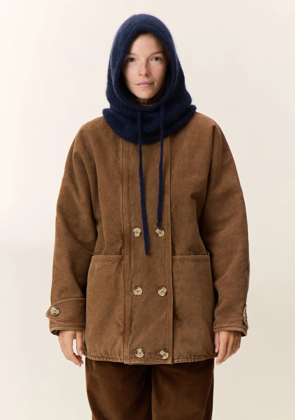 LEON6HARPER marca francesa de ropa de mujer  con algodones orgánico y de estilo casual y dinámico