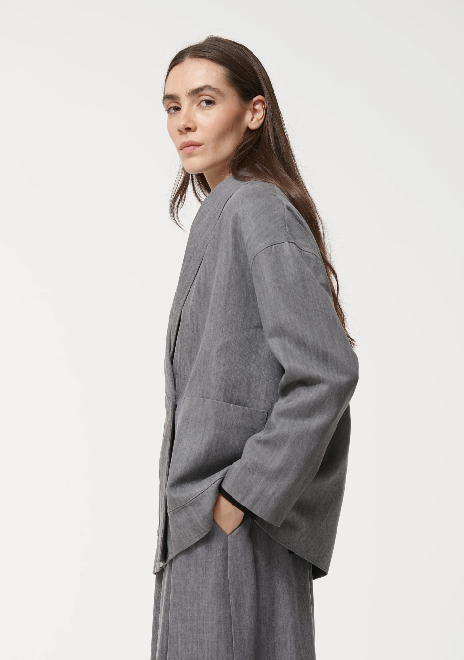 Marca de ropa francesa. Una comunión entre comodidad, estilo y modernidad.