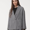 Marca de ropa francesa. Una comunión entre comodidad, estilo y modernidad.