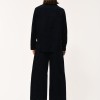 HUMILITY marca francesa de ropa de mujer con un estilo conceptual y femenino