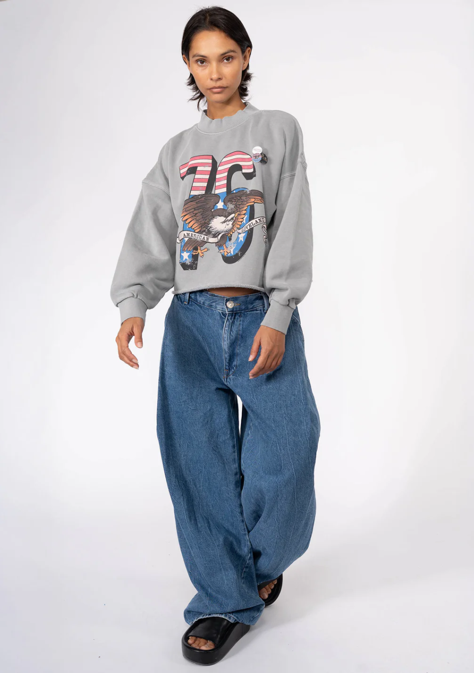 NEWTONE marca francesa de camisetas y sudaderas de estilo  casual con estampados muy gamberros