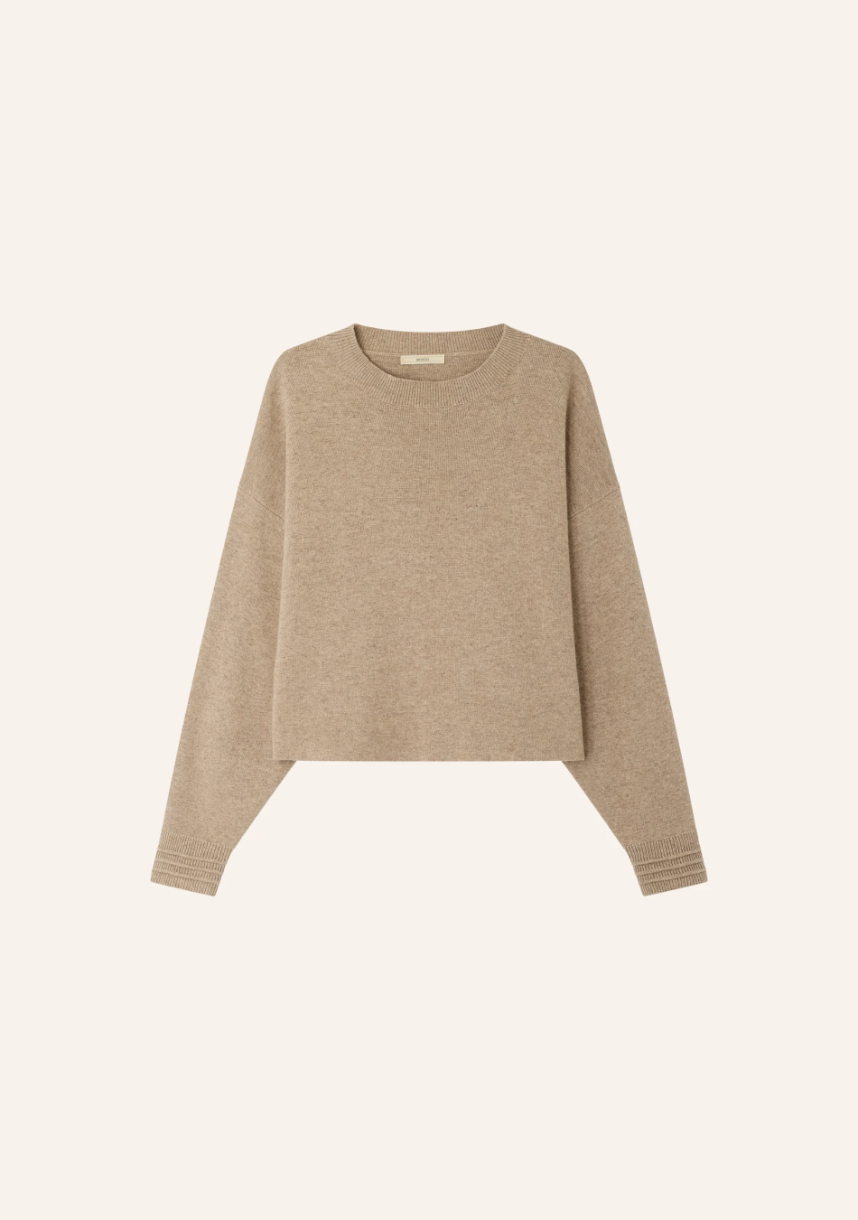 SESSÚN marca francesa de ropa de mujer con un estilo casual, femenino y minimal