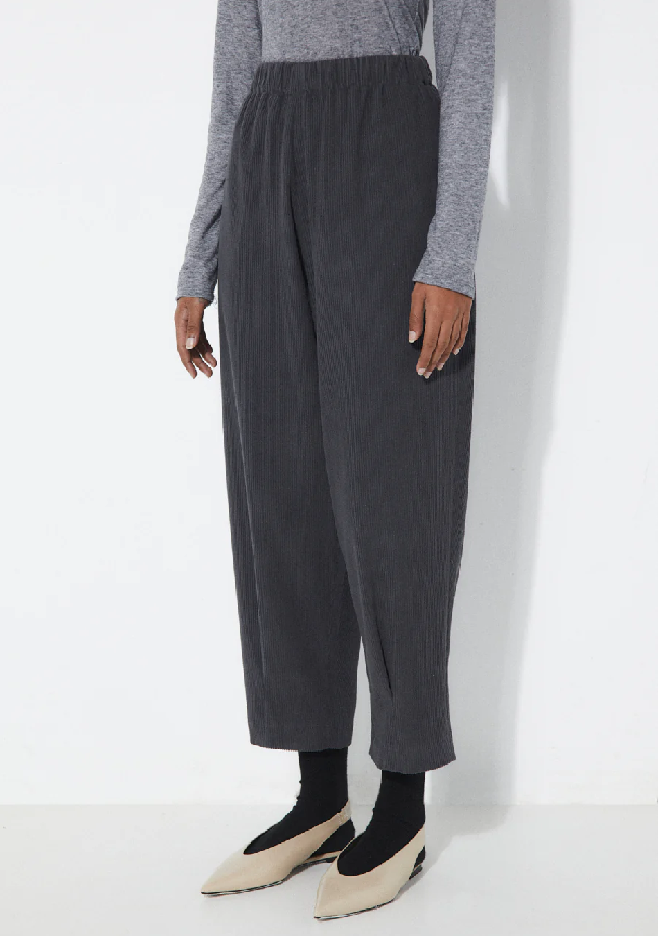 RITA ROW marca de ropa de mujer española con un estilo vanguardista y ecléptico