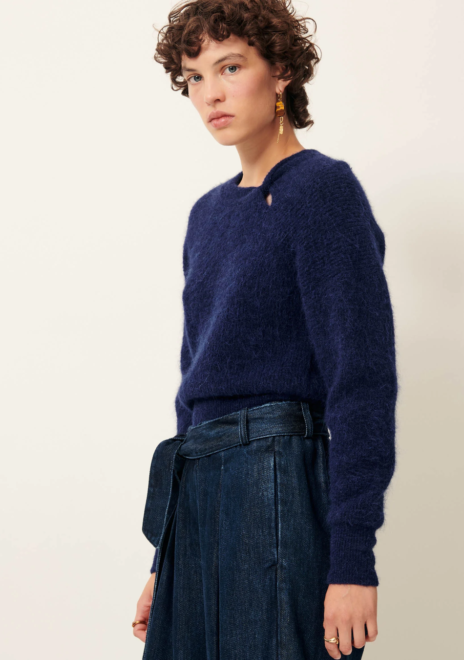 SESSÚN marca francesa de ropa de mujer con un estilo casual, femenino y minimal