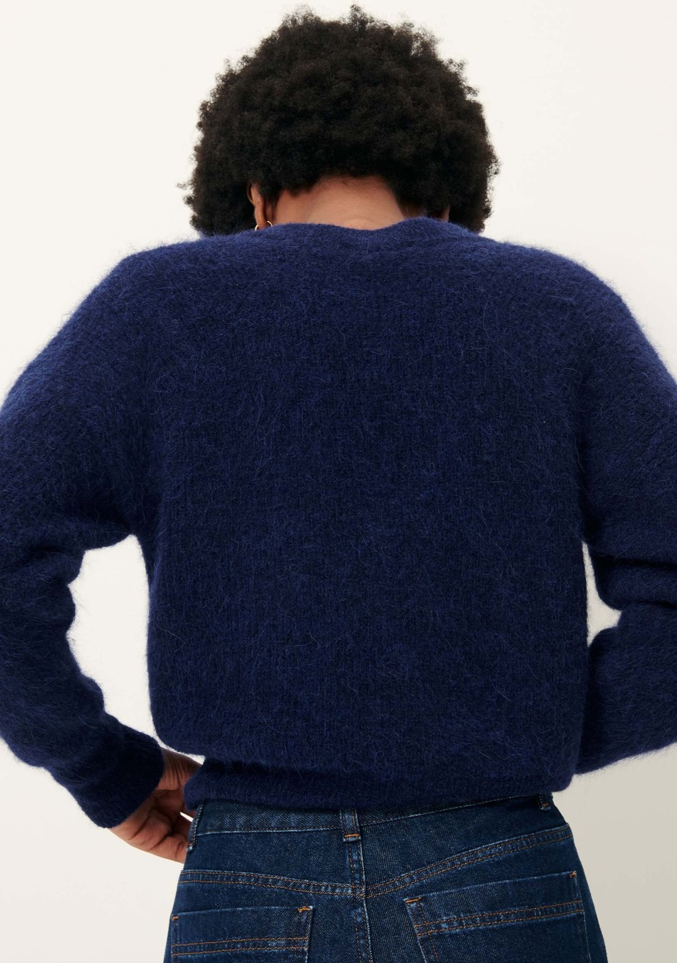 SESSÚN marca francesa de ropa de mujer con un estilo casual, femenino y minimal