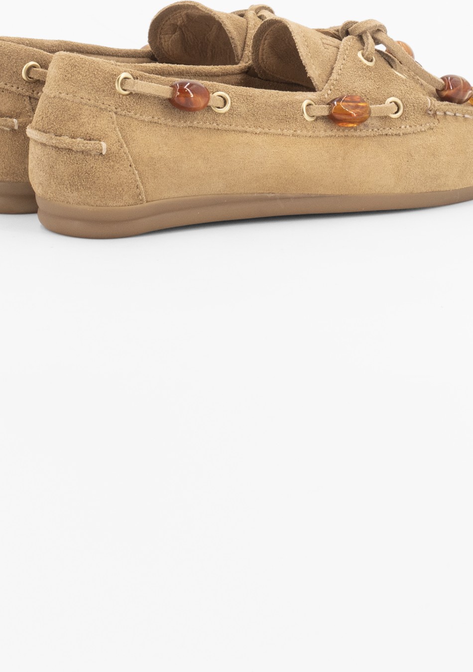 TORAL marca española de calzado con  diseño y calidad con zapatos de estilo urbano y casual pero muy femenino