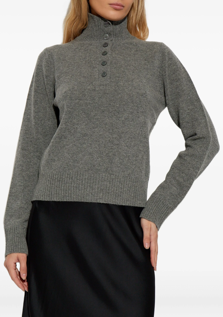 SAMSOE&SAMSOE marca nórdica de ropa de mujer con un estilo vanguardista y casual