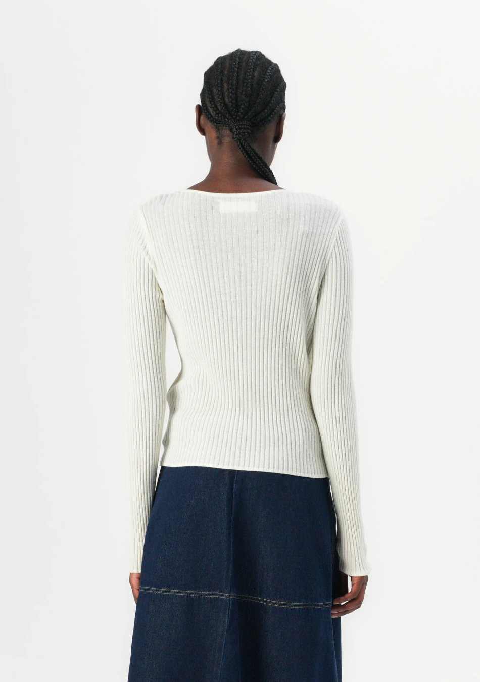 SAMSOE&SAMSOE marca nórdica de ropa de mujer con un estilo vanguardista y casual