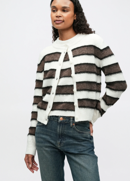 SAMSOE&SAMSOE marca nórdica de ropa de mujer con un estilo vanguardista y casual