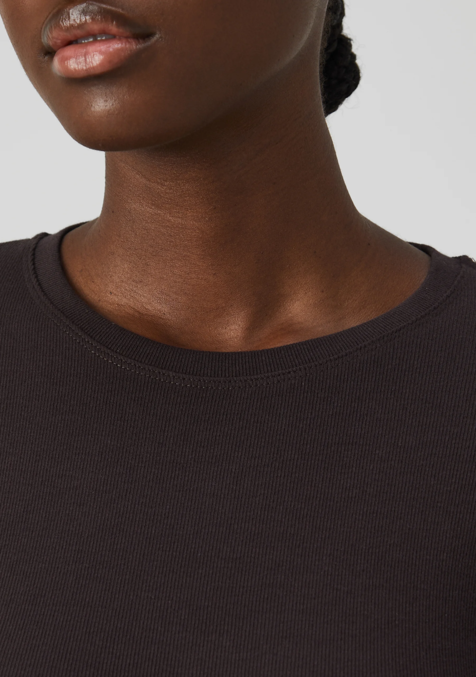 SAMSOE&SAMSOE marca nórdica de ropa de mujer con un estilo vanguardista y casual