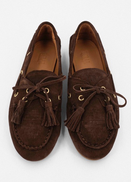 TORAL marca española de calzado con  diseño y calidad con zapatos de estilo urbano y casual pero muy femenino