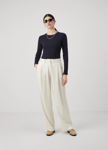 SAMSOE&SAMSOE marca nórdica de ropa de mujer con un estilo vanguardista y casual