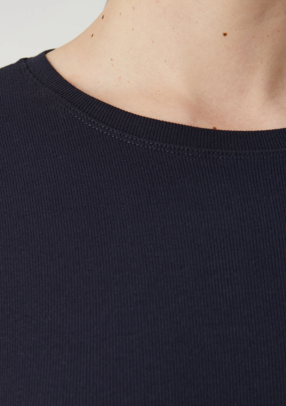 SAMSOE&SAMSOE marca nórdica de ropa de mujer con un estilo vanguardista y casual