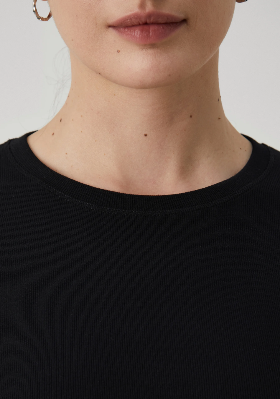 SAMSOE&SAMSOE marca nórdica de ropa de mujer con un estilo vanguardista y casual