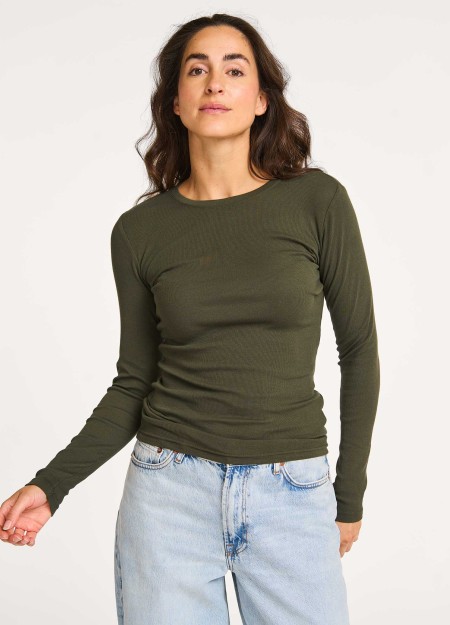 SAMSOE&SAMSOE marca nórdica de ropa de mujer con un estilo vanguardista y casual