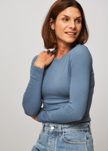 SAMSOE&SAMSOE marca nórdica de ropa de mujer con un estilo vanguardista y casual 2