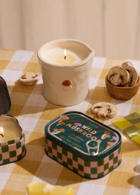 PADDYWAX marca de velas artesanales pensadas para contar historias a través del aroma y el diseño.