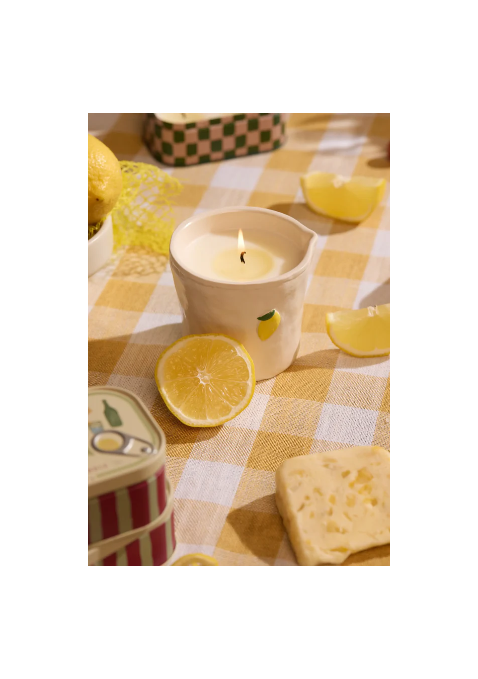 PADDYWAX marca de velas artesanales pensadas para contar historias a través del aroma y el diseño.