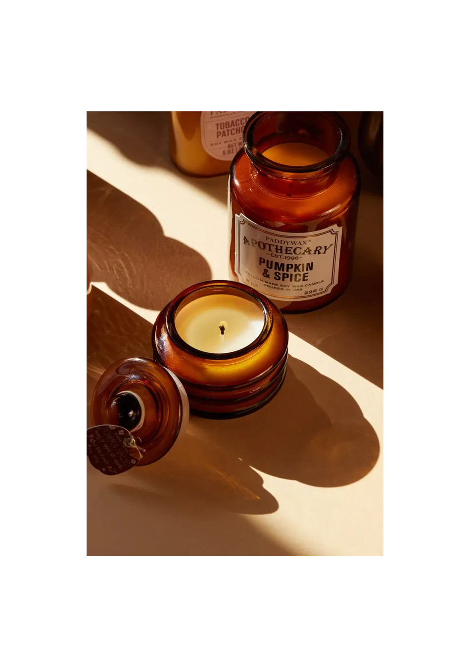 PADDYWAX marca de velas artesanales pensadas para contar historias a través del aroma y el diseño.